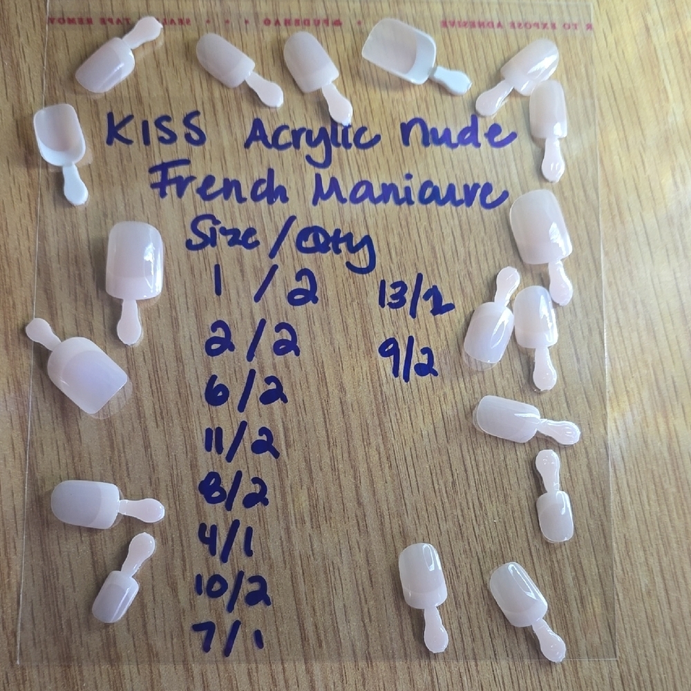 Kiss Nude French Manicure Nail Set